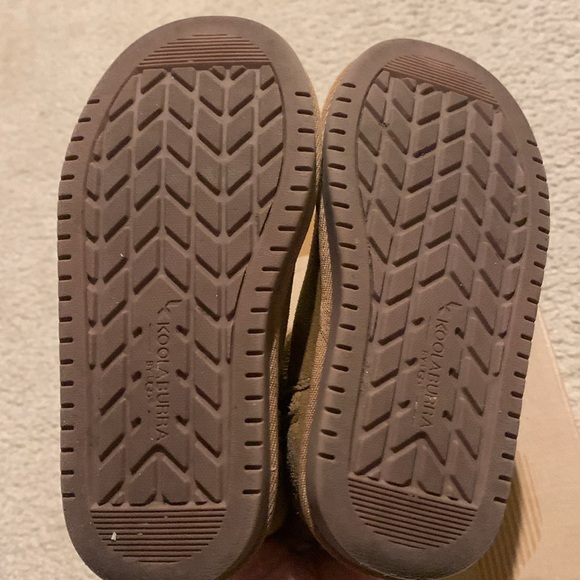 Koolaburra Tan Suede Boots with Bow Accent - Picture 6 of 6